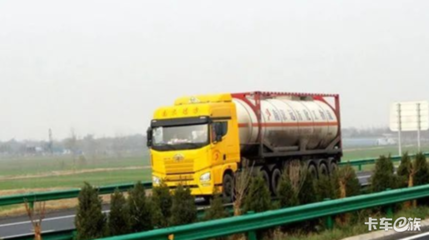 最高罰款30000元！這些貨物普通車輛不能拉——詳解道路普通貨物運(yùn)輸禁忌